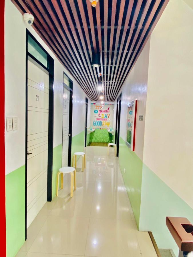 Happy Homes Manila Bagian luar foto