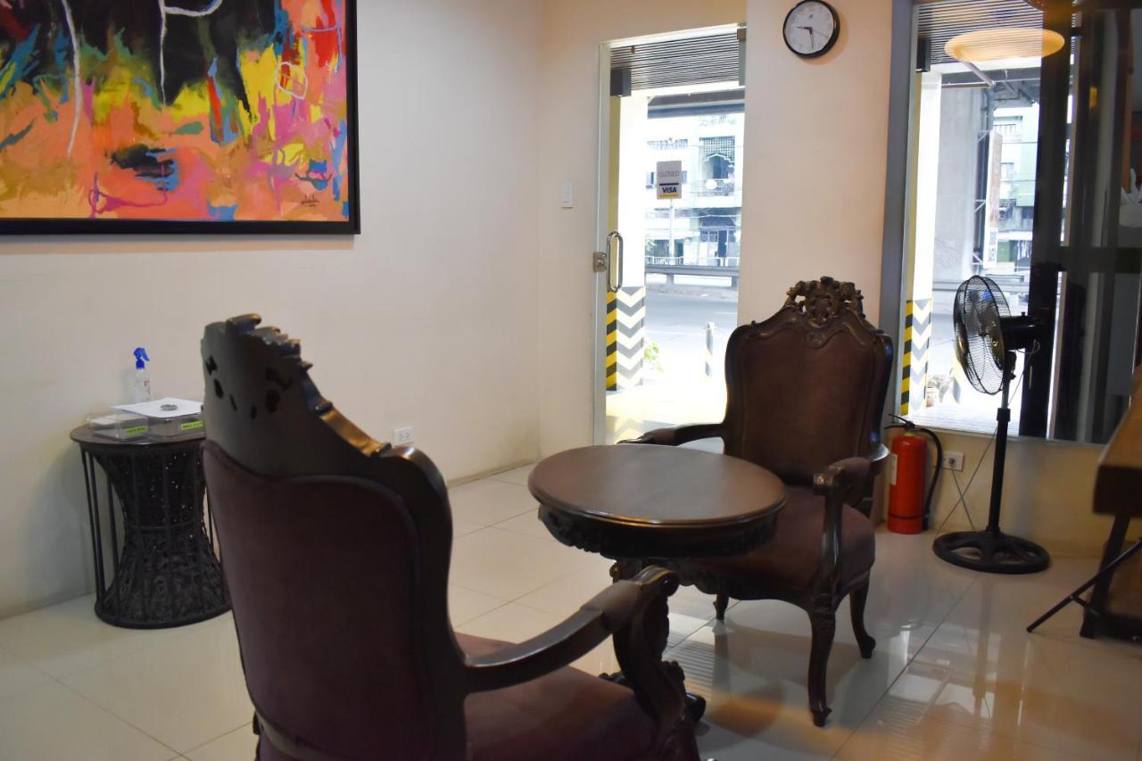 Happy Homes Manila Bagian luar foto